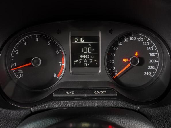 Volkswagen Polo V Рестайлинг с пробегом 2018 года, цена 1 249 000 рублей, 93801 км, седан, Автокод Объявления