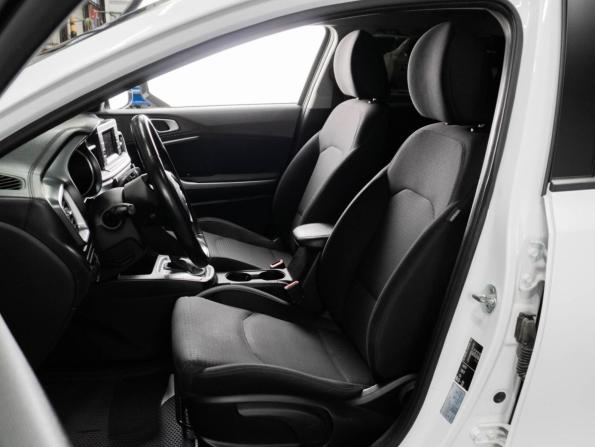 Kia Ceed III с пробегом 2019 года, цена 1 799 000 рублей, 105767 км, универсал, Автокод Объявления