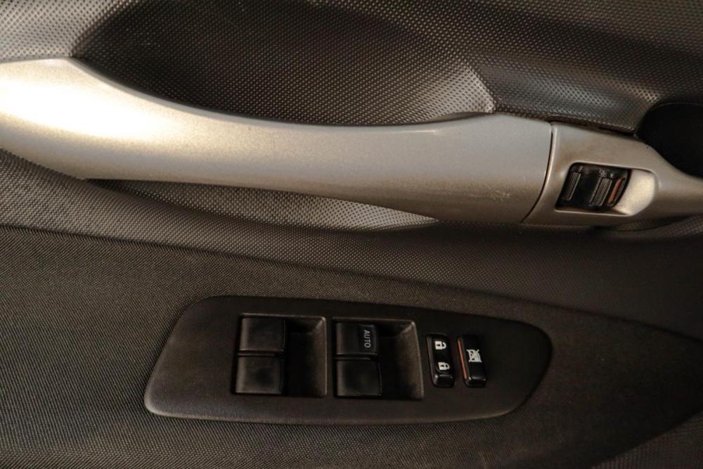 Toyota Auris I Челябинск  - изображение 9
