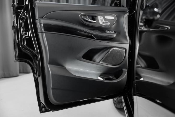Новый Mercedes-Benz V-Класс III (W447) Рестайлинг 2 2025 года, цена 15 907 800 рублей, минивэн, Автокод Объявления
