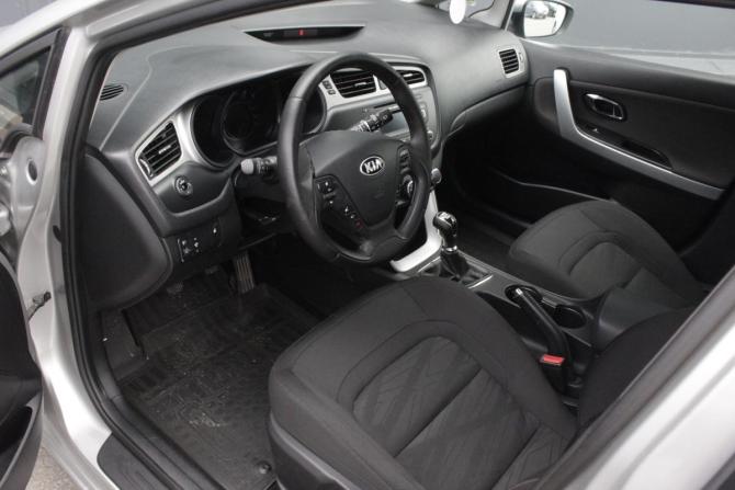 Kia Ceed II с пробегом 2013 года, цена 950 000 рублей, 192583 км, хэтчбек, Автокод Объявления