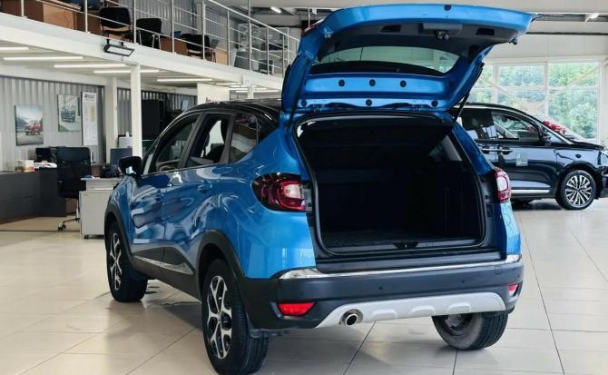Renault Kaptur I с пробегом 2018 года, цена 1 625 000 рублей, 72000 км, внедорожник, Автокод Объявления