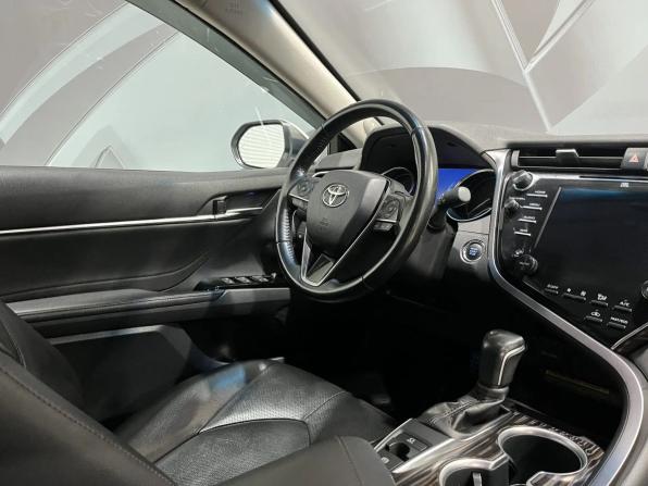 Toyota Camry VIII (XV70) с пробегом 2020 года, цена 2 945 000 рублей, 104306 км, седан, Автокод Объявления