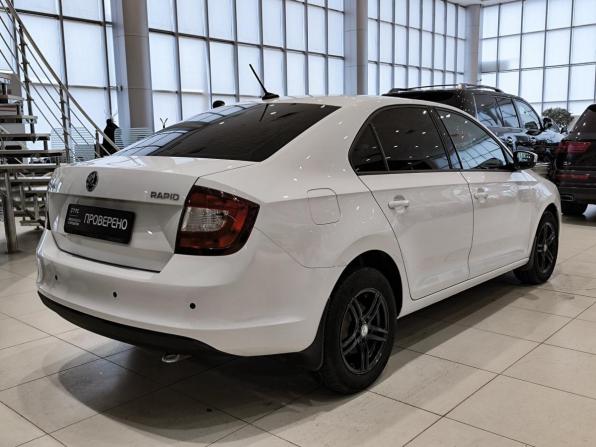 Skoda Rapid I Рестайлинг с пробегом 2018 года, цена 1 099 000 рублей, 140385 км, лифтбек, Автокод Объявления
