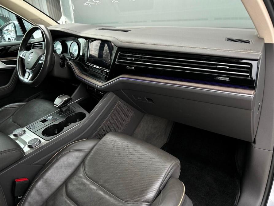 Volkswagen Touareg III Санкт-Петербург  - изображение 8