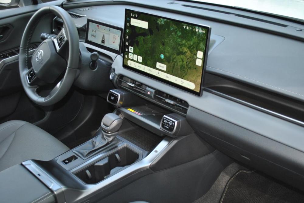 Toyota RAV4 VI (XA60) Москва  - изображение 17