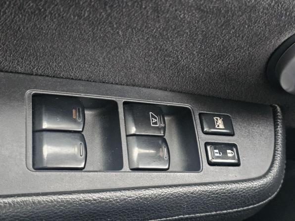 Nissan Tiida I с пробегом 2008 года, цена 599 000 рублей, 207606 км, хэтчбек, Автокод Объявления
