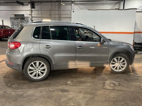 Volkswagen Tiguan I с пробегом 2009 года, цена 549 000 рублей, 349000 км, внедорожник, Автокод Объявления