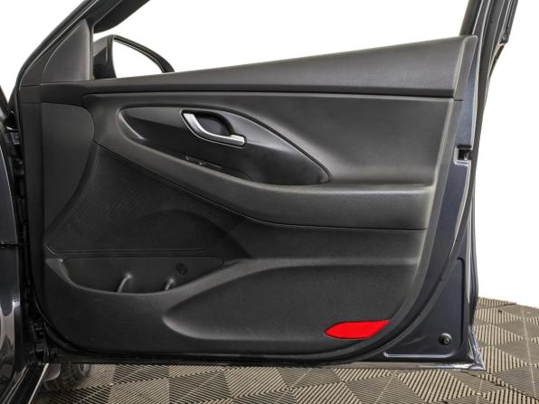 Hyundai i30 III Рестайлинг 2 с пробегом 2022 года, цена 1 780 000 рублей, 103890 км, универсал, Автокод Объявления