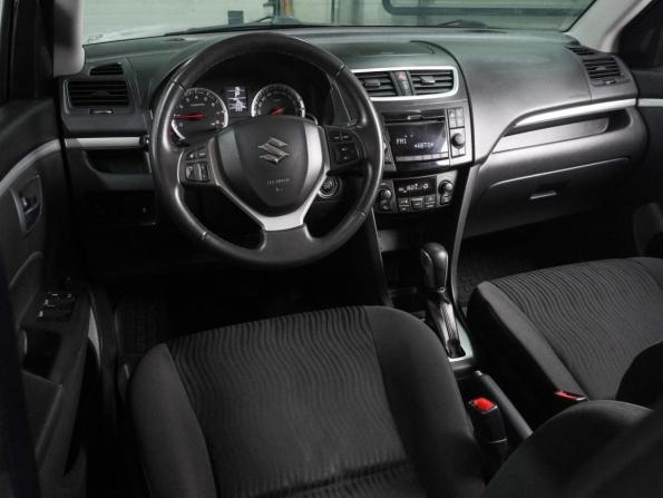 Suzuki Swift IV с пробегом 2011 года, цена 899 000 рублей, 114449 км, хэтчбек, Автокод Объявления