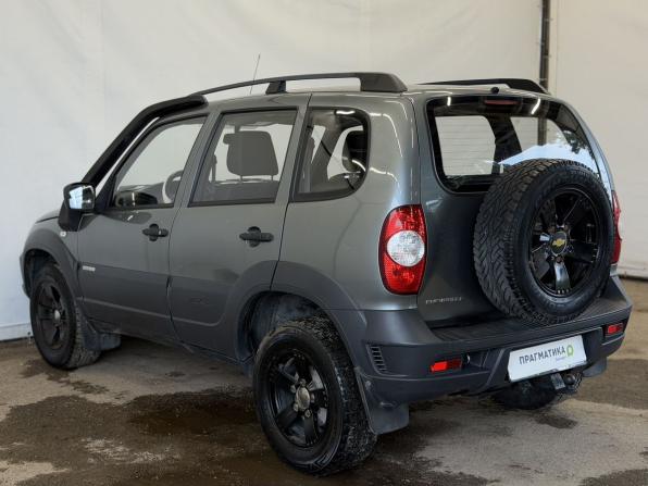 Chevrolet Niva I Рестайлинг с пробегом 2015 года, цена 600 000 рублей, 101744 км, внедорожник, Автокод Объявления
