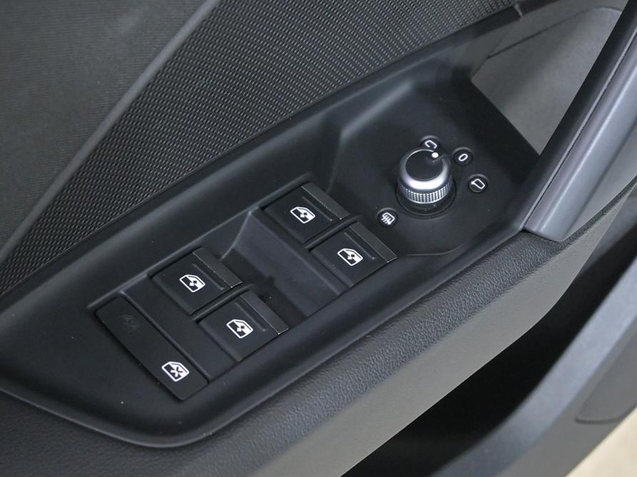 Audi A3 IV (8Y) Москва  - изображение 16