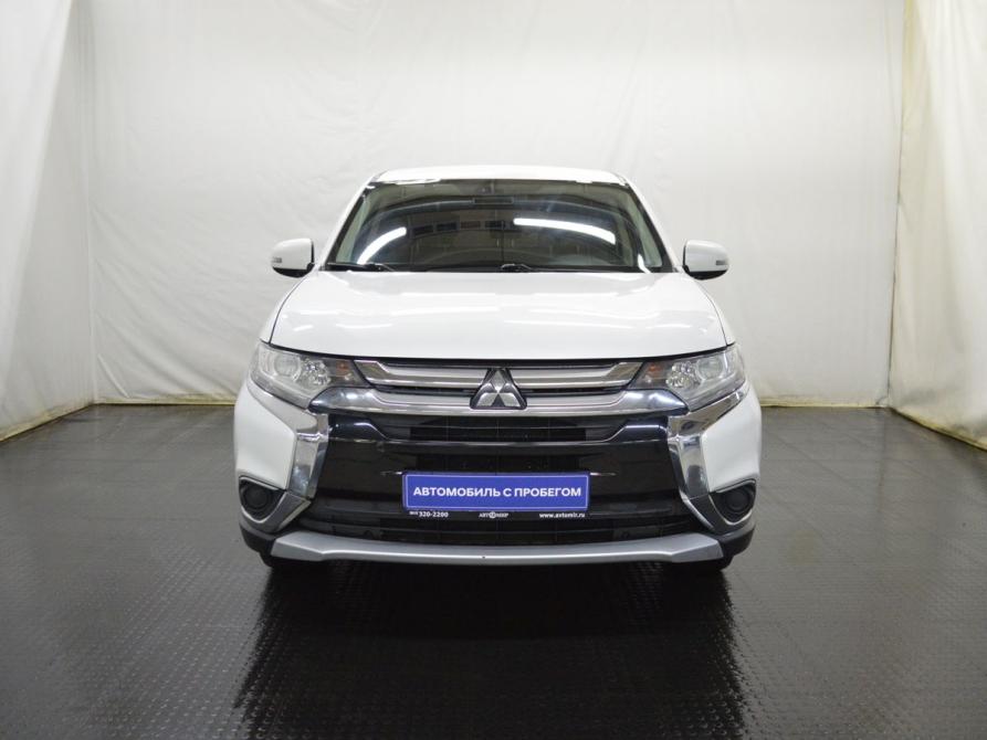 Mitsubishi Outlander III Рестайлинг 2 Санкт-Петербург  - изображение 2