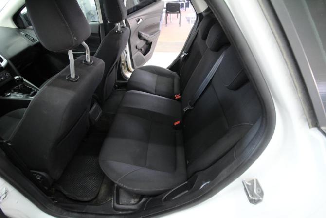 Ford Focus III Рестайлинг с пробегом 2016 года, цена 460 000 рублей, 304000 км, универсал, Автокод Объявления