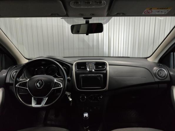 Renault Logan II Рестайлинг с пробегом 2021 года, цена 1 320 000 рублей, 33192 км, седан, Автокод Объявления