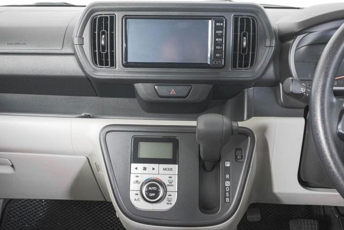 Toyota Passo III с пробегом 2018 года, цена 949 000 рублей, 105000 км, хэтчбек, Автокод Объявления