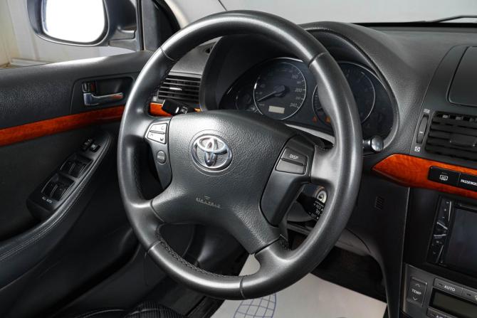 Toyota Avensis II Рестайлинг с пробегом 2008 года, цена 999 000 рублей, 322000 км, седан, Автокод Объявления