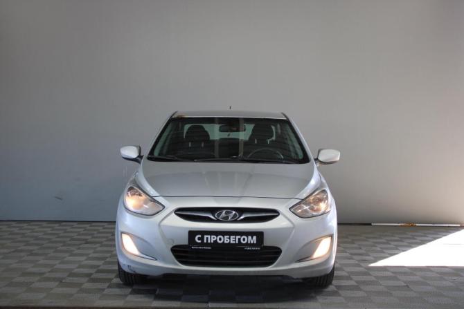 Hyundai Solaris I с пробегом 2013 года, цена 800 000 рублей, 210250 км, седан, Автокод Объявления