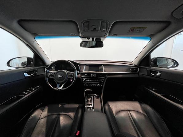 Kia Optima IV с пробегом 2018 года, цена 1 699 000 рублей, 195156 км, седан, Автокод Объявления