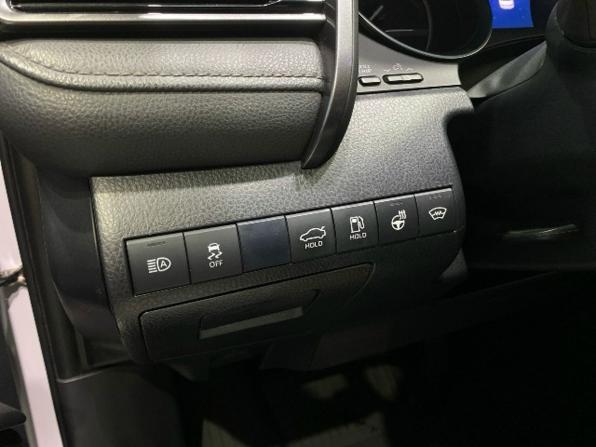 Toyota Camry VIII (XV70) Рестайлинг с пробегом 2021 года, цена 3 149 900 рублей, 164000 км, седан, Автокод Объявления