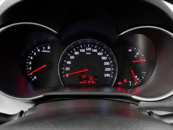 Kia Sorento II Рестайлинг с пробегом 2013 года, цена 1 290 000 рублей, 221878 км, внедорожник, Автокод Объявления