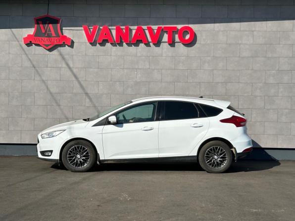 Ford Focus III Рестайлинг с пробегом 2016 года, цена 1 090 000 рублей, 119300 км, хэтчбек, Автокод Объявления