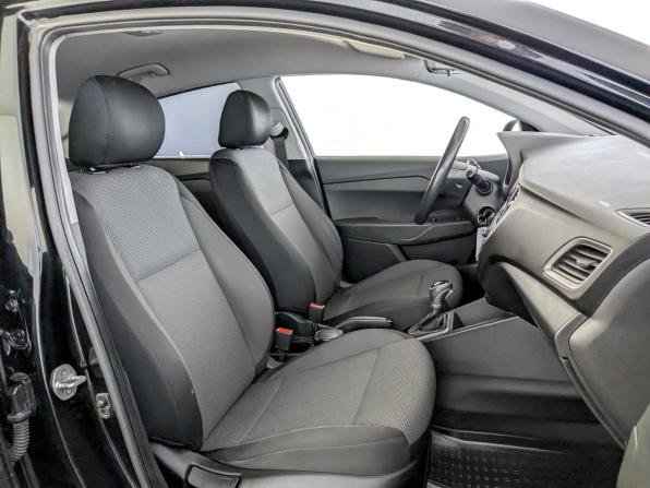 Hyundai Solaris I Рестайлинг с пробегом 2017 года, цена 1 030 000 рублей, 137985 км, седан, Автокод Объявления