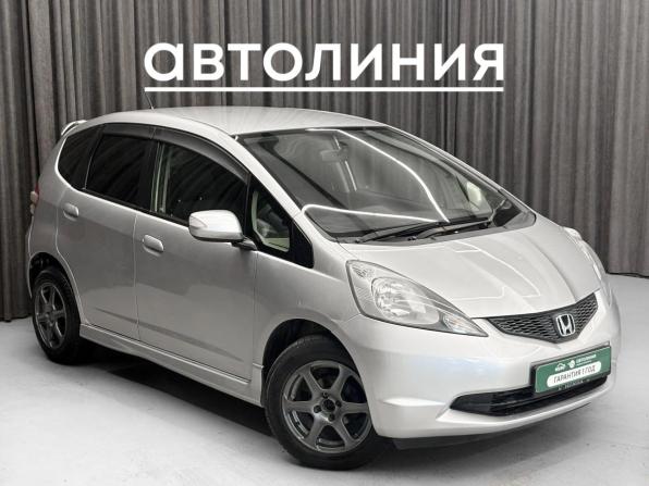 Honda Fit II с пробегом 2010 года, цена 699 000 рублей, 183225 км, хэтчбек, Автокод Объявления
