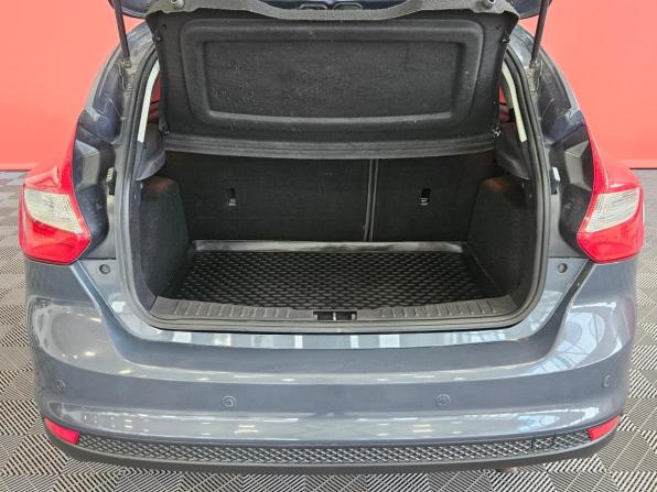 Ford Focus III с пробегом 2013 года, цена 675 000 рублей, 205798 км, хэтчбек, Автокод Объявления