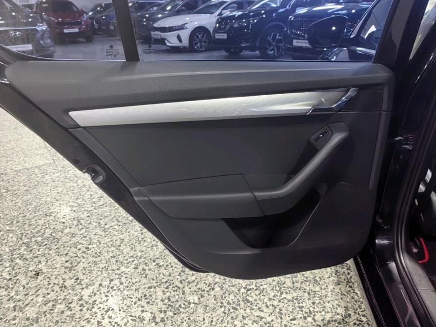 Skoda Octavia III (A7) Санкт-Петербург  - изображение 13