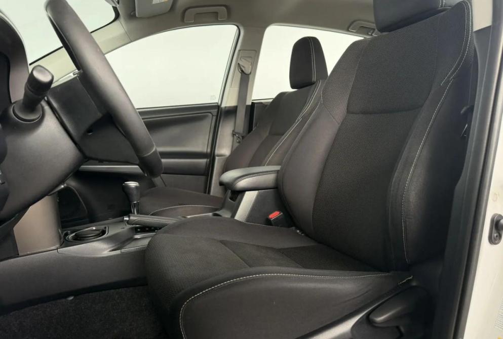Toyota RAV4 IV (XA40) Рестайлинг Киров  - изображение 18