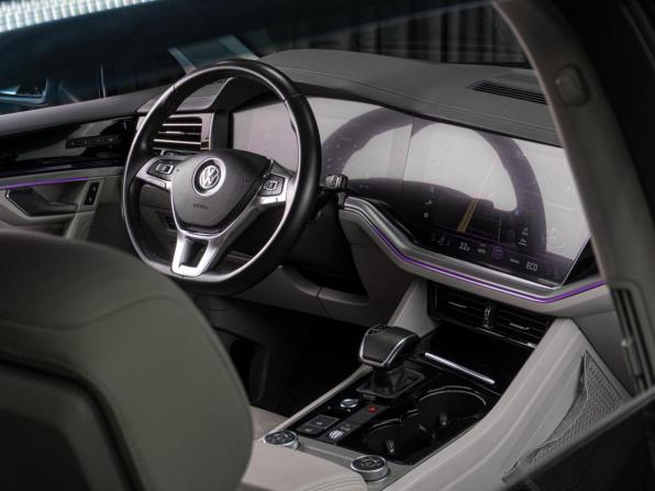Volkswagen Touareg III с пробегом 2019 года, цена 5 999 000 рублей, 105216 км, внедорожник, Автокод Объявления