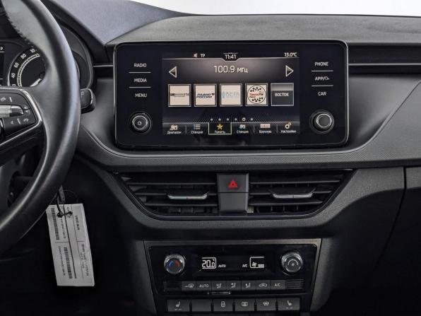 Skoda Rapid II с пробегом 2022 года, цена 2 010 000 рублей, 76295 км, лифтбек, Автокод Объявления