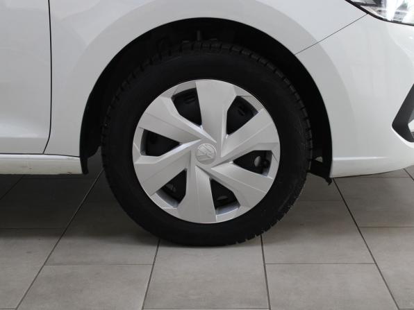 Volkswagen Polo VI с пробегом 2021 года, цена 1 679 900 рублей, 80380 км, лифтбек, Автокод Объявления