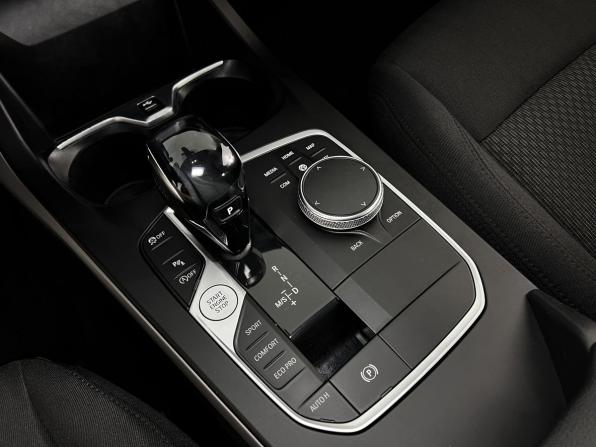 BMW 1 серии III (F40) с пробегом 2020 года, цена 2 100 000 рублей, 130000 км, хэтчбек, Автокод Объявления