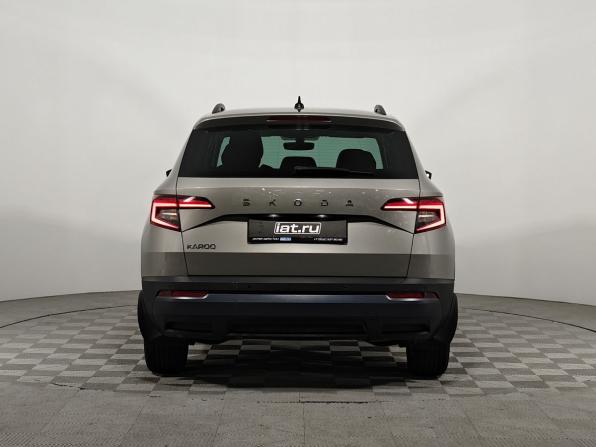 Skoda Karoq I с пробегом 2020 года, цена 1 990 000 рублей, 140505 км, внедорожник, Автокод Объявления