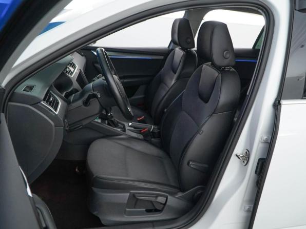 Skoda Octavia III (A7) Рестайлинг с пробегом 2019 года, цена 2 449 077 рублей, 135920 км, лифтбек, Автокод Объявления