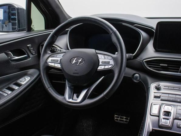 Hyundai Santa Fe IV Рестайлинг с пробегом 2021 года, цена 3 557 000 рублей, 50161 км, внедорожник, Автокод Объявления