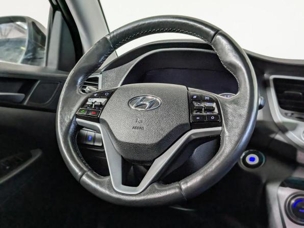 Hyundai Tucson III с пробегом 2016 года, цена 1 994 900 рублей, 101500 км, внедорожник, Автокод Объявления