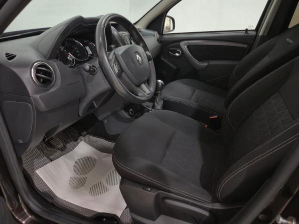 Renault Duster I Рестайлинг с пробегом 2017 года, цена 1 300 000 рублей, 64393 км, внедорожник, Автокод Объявления