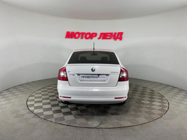 Skoda Octavia II (A5) Рестайлинг с пробегом 2012 года, цена 680 000 рублей, 322540 км, лифтбек, Автокод Объявления