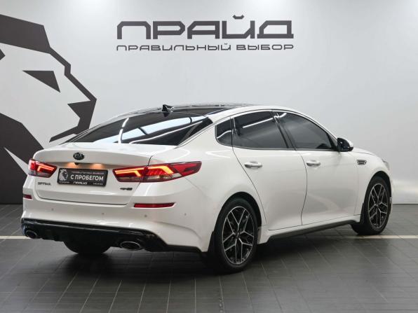 Kia Optima IV Рестайлинг с пробегом 2018 года, цена 2 099 900 рублей, 82231 км, седан, Автокод Объявления