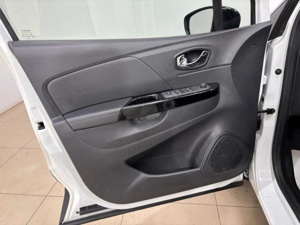 Renault Kaptur I с пробегом 2018 года, цена 1 595 000 рублей, 89680 км, внедорожник, Автокод Объявления