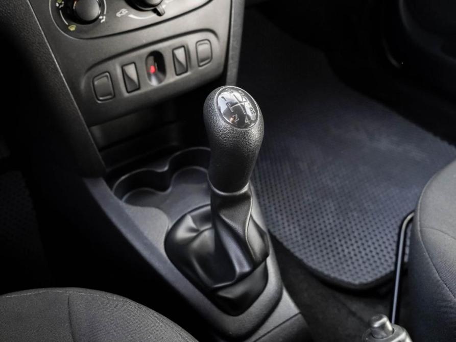 Renault Logan II Челябинск  - изображение 16
