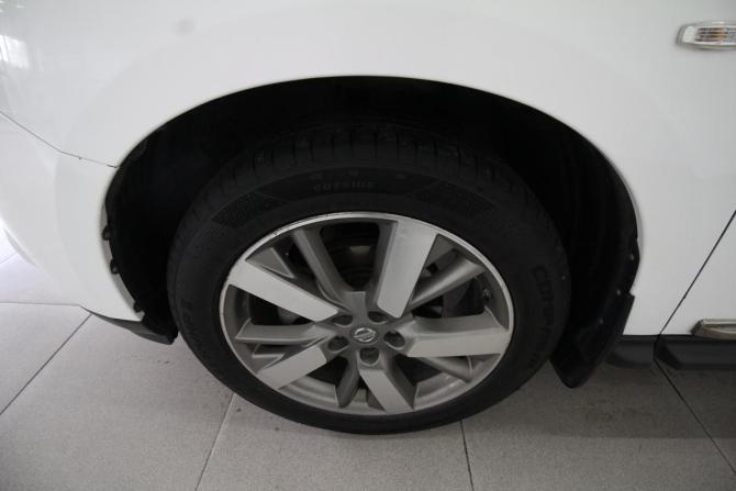 Nissan Pathfinder IV с пробегом 2015 года, цена 1 900 000 рублей, 162090 км, внедорожник, Автокод Объявления