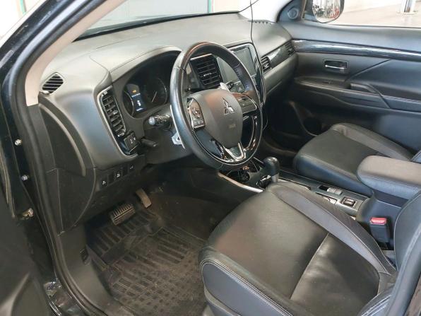 Mitsubishi Outlander III Рестайлинг 2 с пробегом 2018 года, цена 1 800 000 рублей, 162249 км, внедорожник, Автокод Объявления