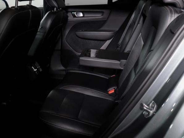 Volvo XC40 I с пробегом 2018 года, цена 3 400 000 рублей, 64700 км, внедорожник, Автокод Объявления