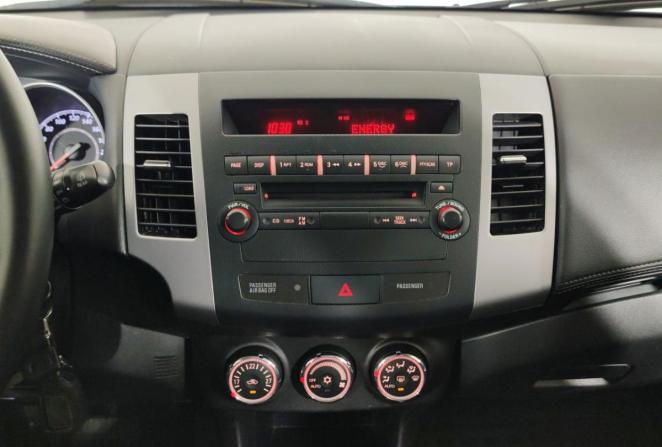 Mitsubishi Outlander II Рестайлинг с пробегом 2011 года, цена 1 200 000 рублей, 127400 км, внедорожник, Автокод Объявления