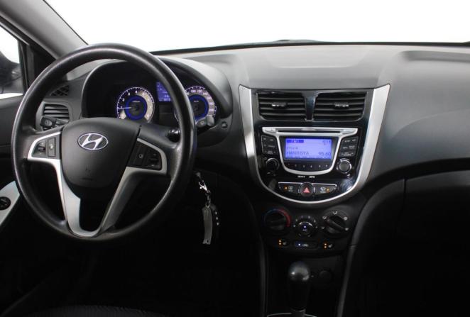 Hyundai Solaris I с пробегом 2012 года, цена 920 000 рублей, 80121 км, седан, Автокод Объявления