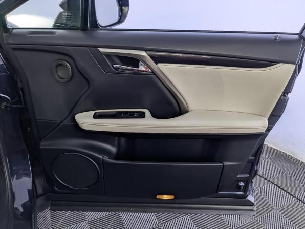 Lexus RX IV Рестайлинг с пробегом 2021 года, цена 5 590 000 рублей, 63534 км, внедорожник, Автокод Объявления